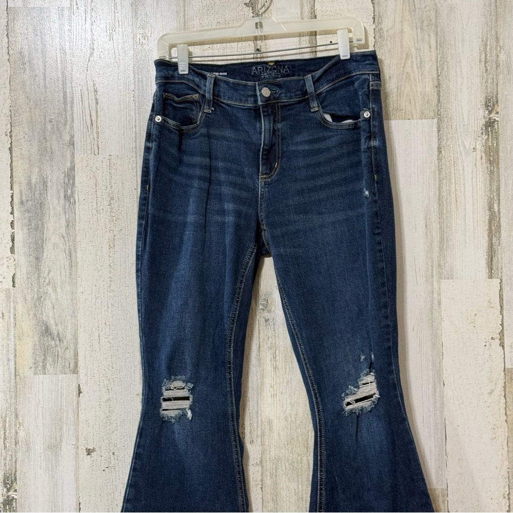 Arizona Jean Company Low Rise  Ultra Fit & Flare Jeans - Picture 3 of 11